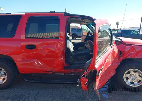 2002 Chevrolet Suburban 1500 Ls z USA, uszkodzony, nr VIN 1GNEC16T12J264336